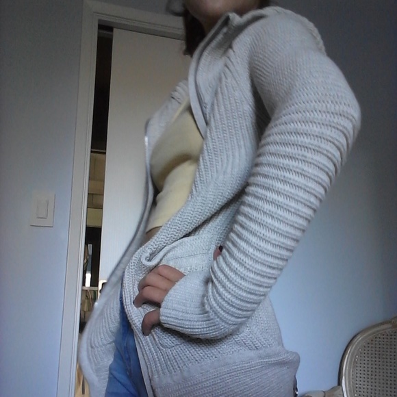 Ivivva knit jacket - Picture 2 of 8